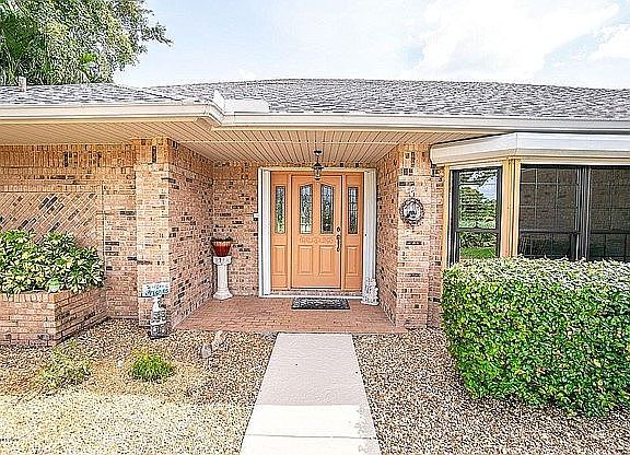 4th image of 1635 Country Cove Cir