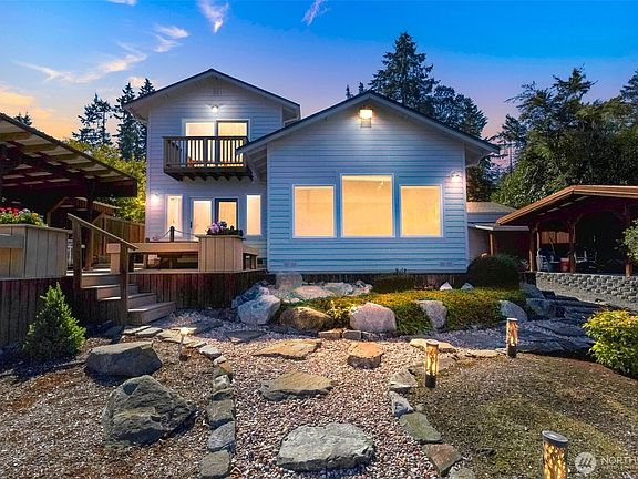 2nd image of 1207 Creso Road S