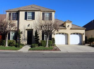 35 W Prescott Ave, Clovis, CA