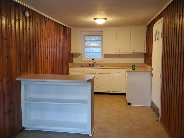 507 Poplar St, East Dublin, GA 31027
