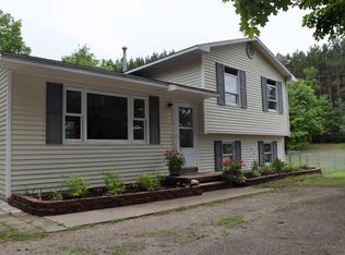 3551 N Reynolds Rd, Interlochen, MI 49643