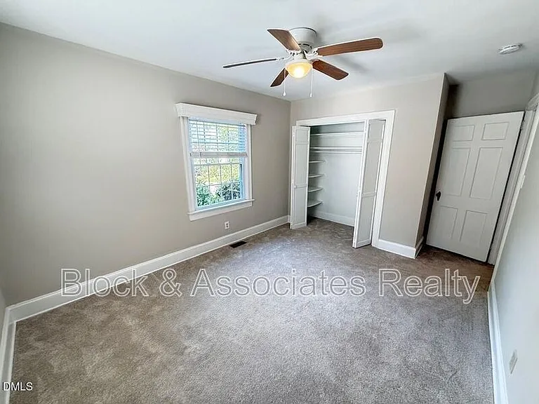 2667 Davis St — Photo 33