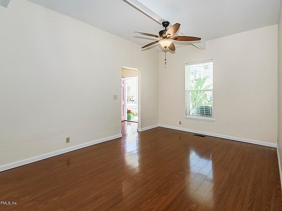4th image of 462 S 1st St