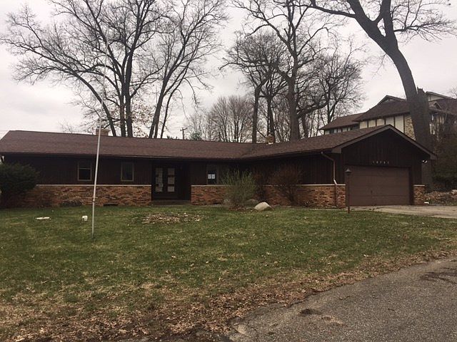 1st image of 18307 Greenleaf Dr