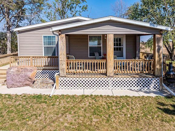 2nd image of 2338 Goldfinch Ave