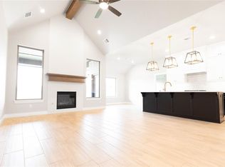 10304 SW 56th St, Mustang, OK 73064