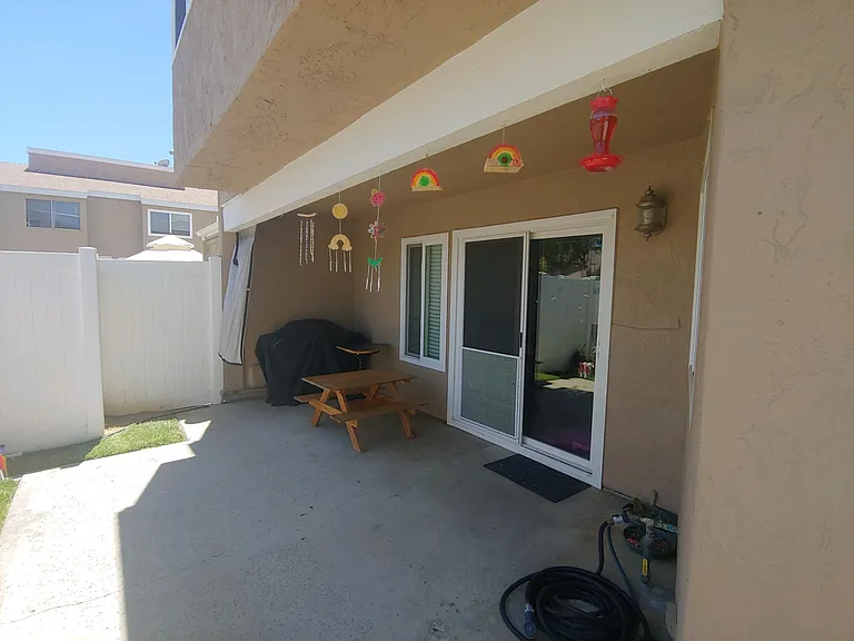 44553 La Paz Rd — Photo 36