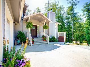 3603 Friday Creek Rd, Burlington, WA 98233