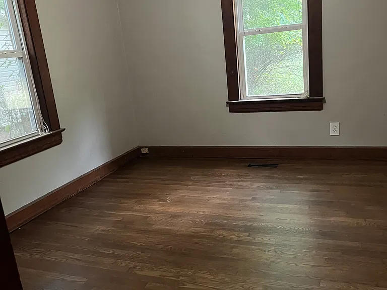 625 N Cherry St — Photo 13