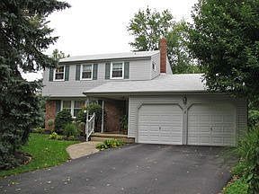 1st image of 2 Hickory Ln