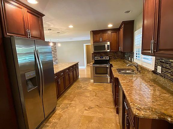 4th image of 2774 Cady Way