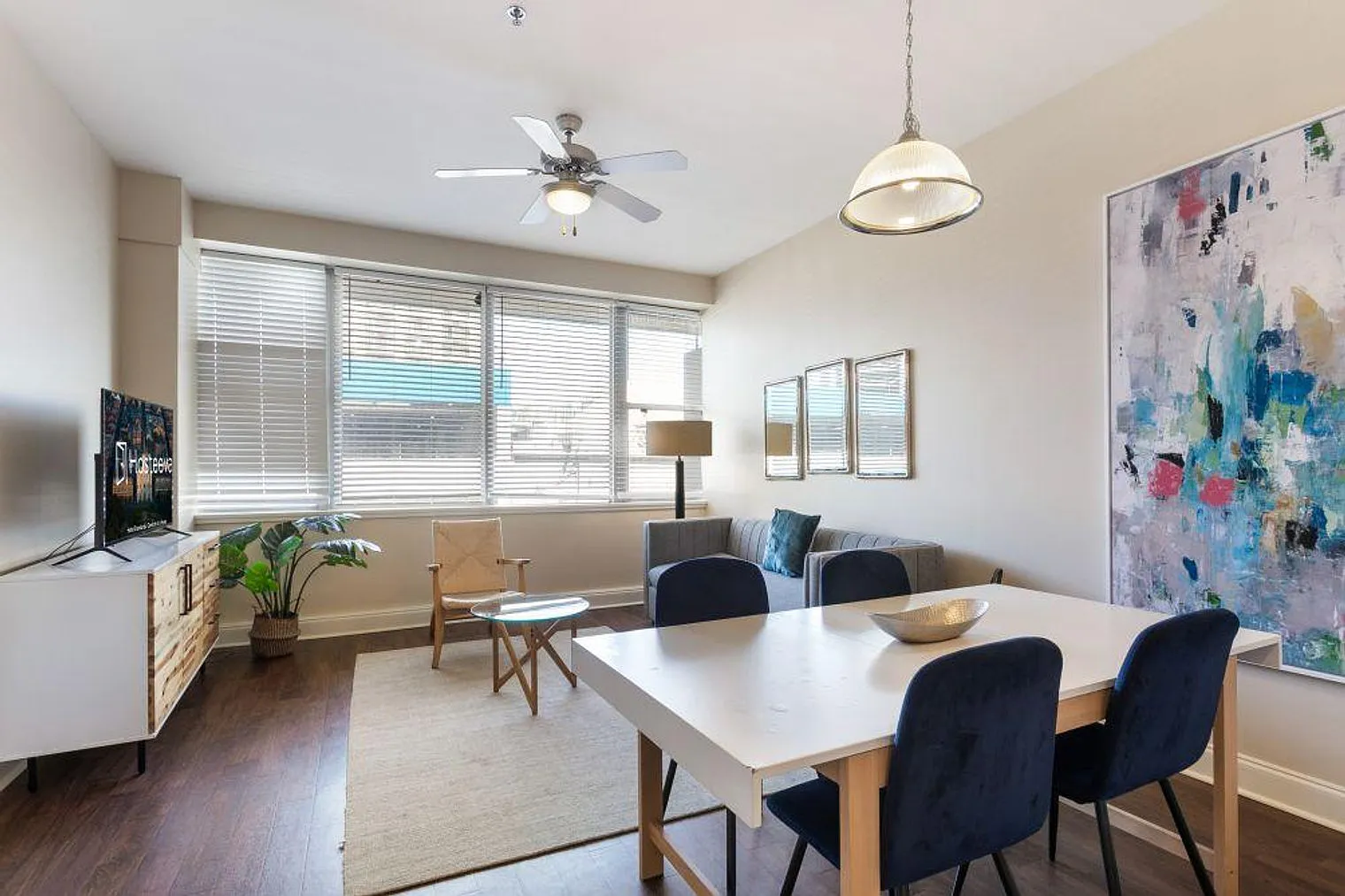 1 bed, 2.0 bath, 430 sqft, $4,253 — Photo 2