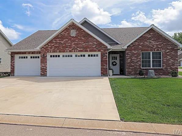 340 Cottonwood Ln, Farmington, MO 63640