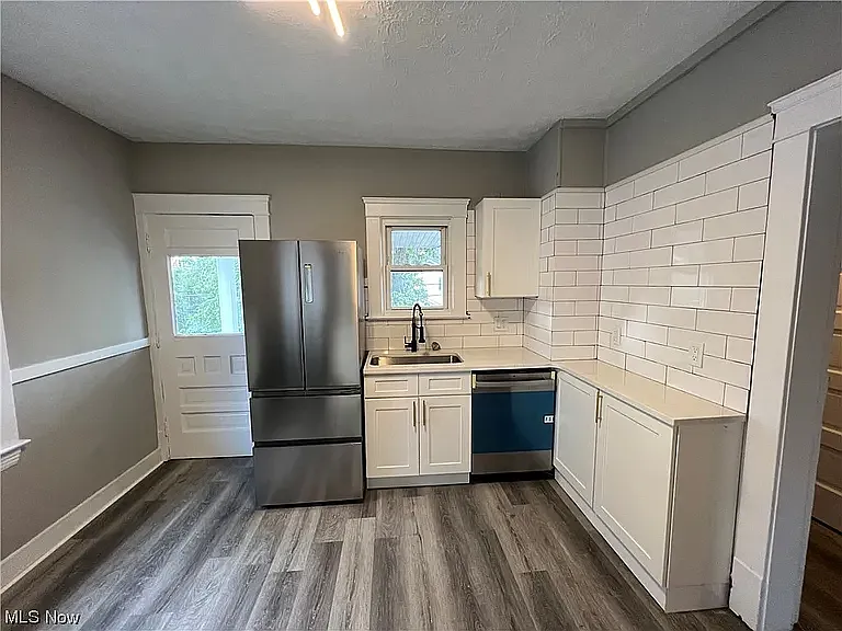 1506 Lincoln Ave — Photo 4