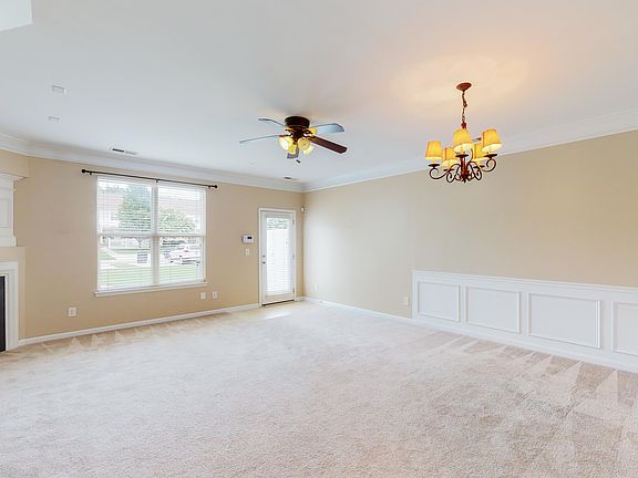 3rd image of 9327 Greenheather Dr