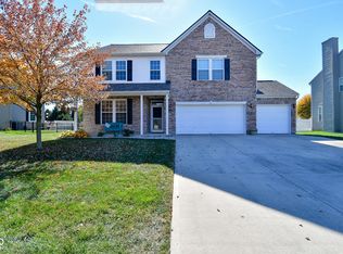 2080 Heathermor Dr, Avon, IN