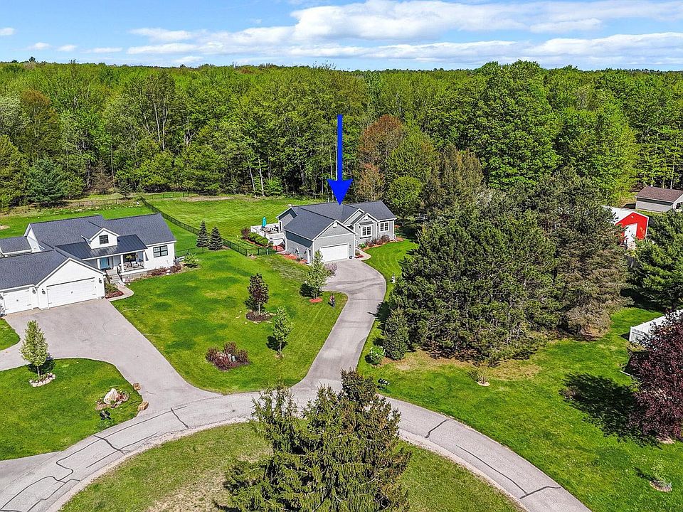 1st image of 5982 Village Dr