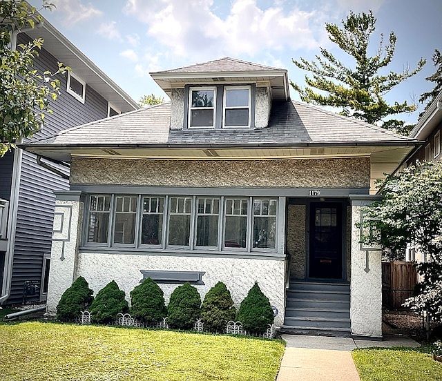 1st image of 1179 S Oak Park Ave