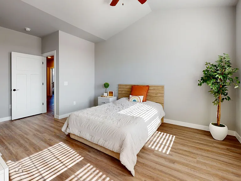 618 Autumn Wood Pkwy — Photo 138