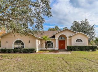 8412 Nightingale Rd, Weeki Wachee, FL 34613