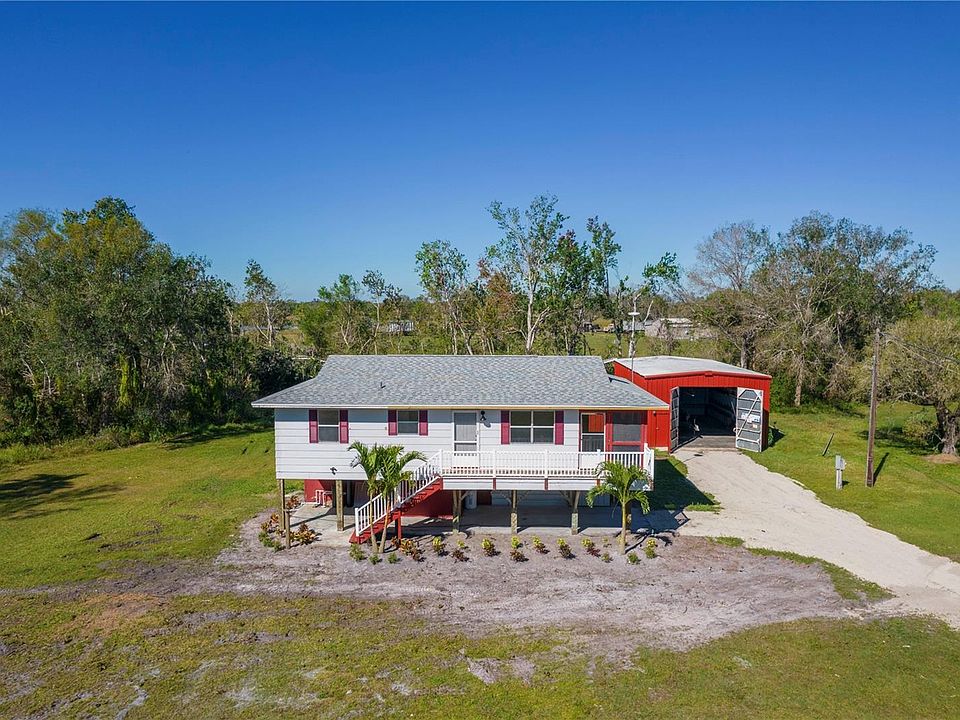 1st image of 5077 NE Cubitis Ave
