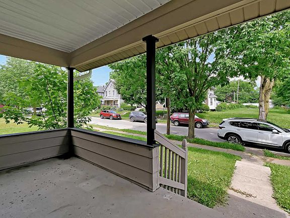 4th image of 143 Clarendon Ave