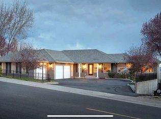 2224 Kimberly Dr, Klamath Falls, OR 97603