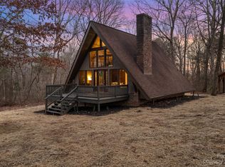 1859 Oleander Dr, Conover, NC 28613