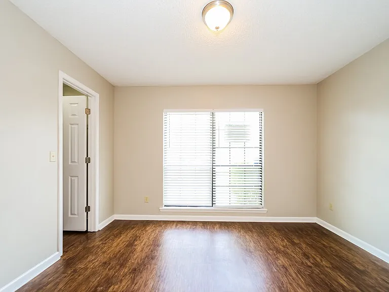 10871 Copper Creek Ct — Photo 15