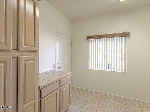 4th image of 15719 W White Horse Dr