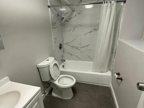 7328 Kennedy Boulevard image 6 of 7