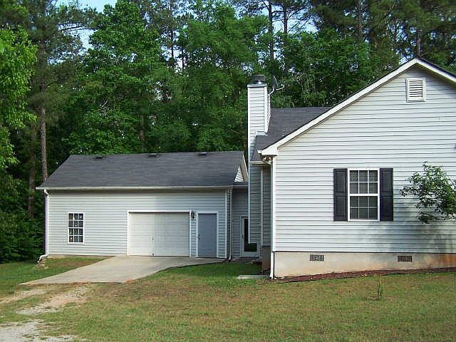 2nd image of 165 Polk Rd