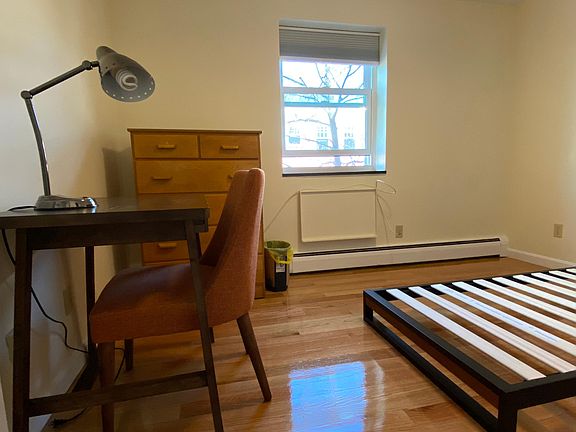 3rd image of 269 Harvard St APT 24