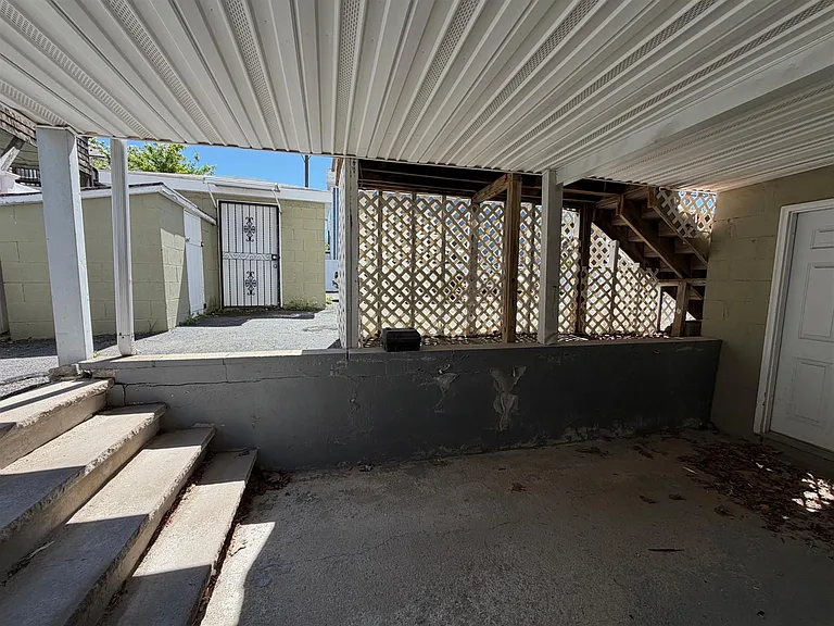 46 Lincoln St — Photo 13