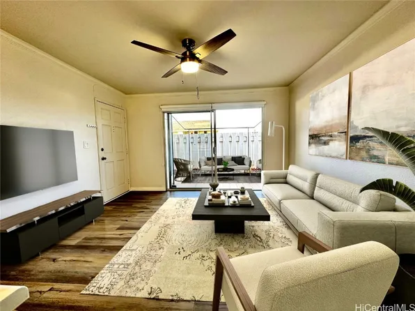 94-724 Paaono St APT Y2, Waipahu, HI 96797