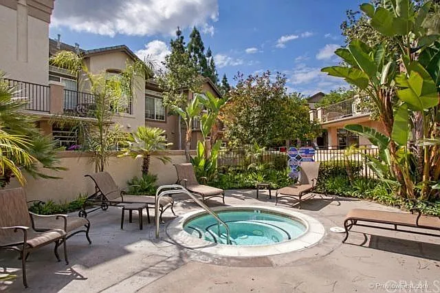 Montara Dr — Photo 21