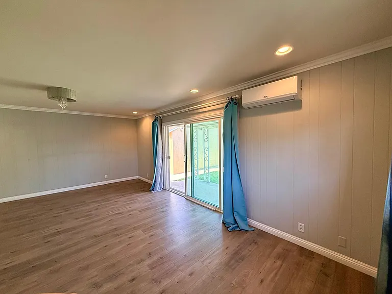 5656 Garypark Ave — Photo 6