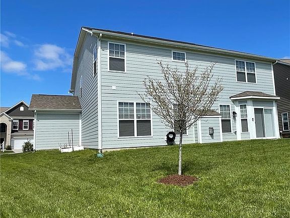 5th image of 6371 Sugar Maple Dr