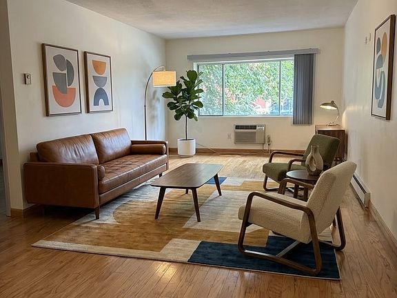 2nd image of 2 Larose Pl APT 8