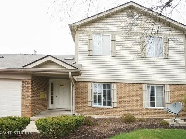 1644 Commodore Ct Unit 2, Schaumburg, IL 60193