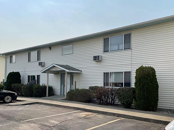 2nd image of 885 SE Klemgard St