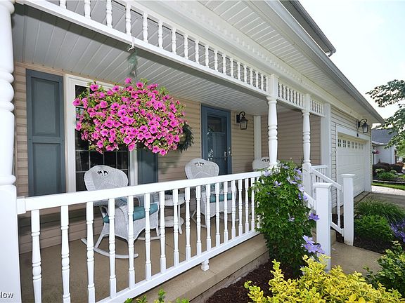 4th image of 1155 Grovewood Dr