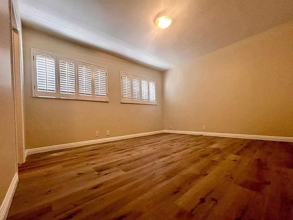 4th image of 77 W Wistaria Ave