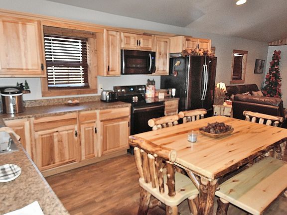 5th image of 4080 N Eberhart Ave