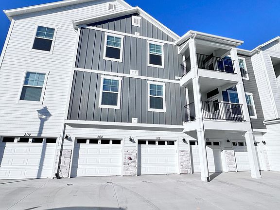 4th image of 932 W Spider Green Way #204F