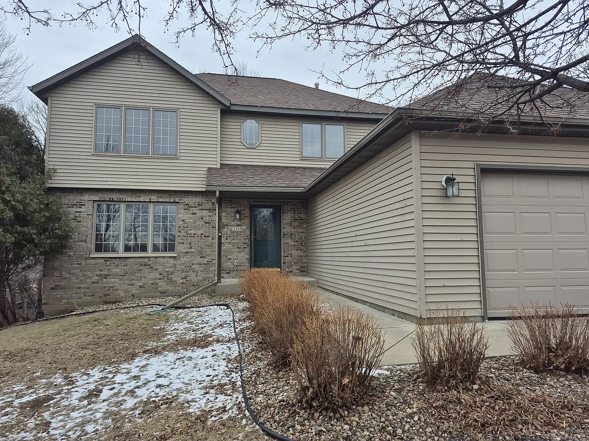 Building Photo - 2138 Ponderosa Dr SW