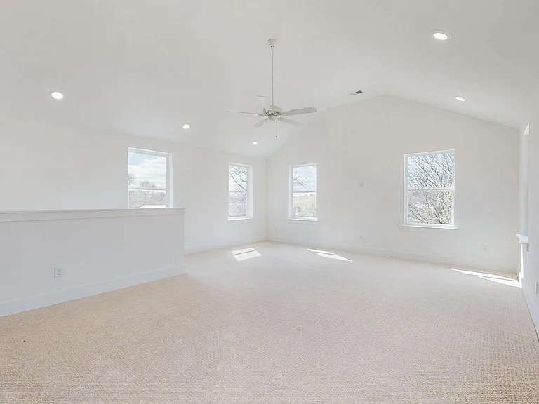 508 Vinson Dr — Photo 5