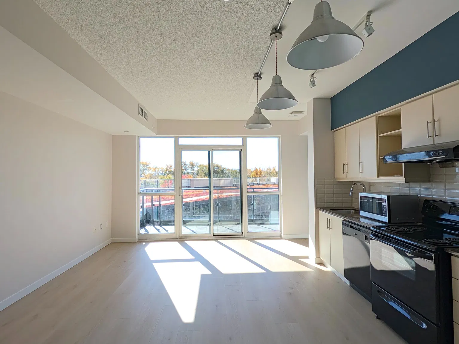 1 bed, $2,275 — Photo 3