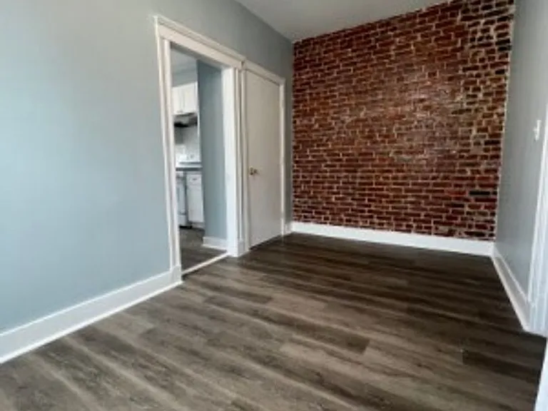 45 Hooker St #3 — Photo 4