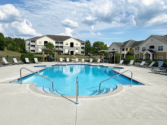 3rd image of 8034 Macbean Loop #4051-402